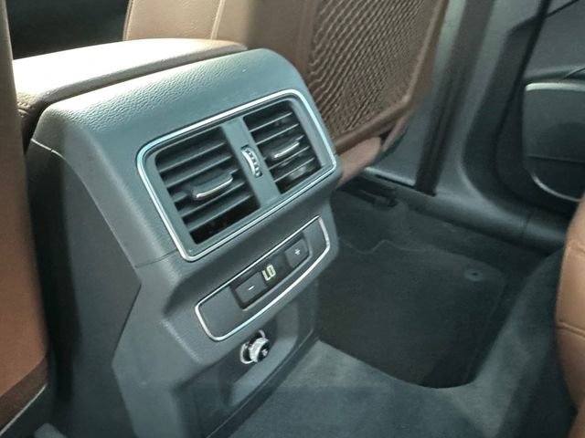 Used 2019 Audi Q5 2.0T Premium w/ Convenience Package AWD/4WD image 30