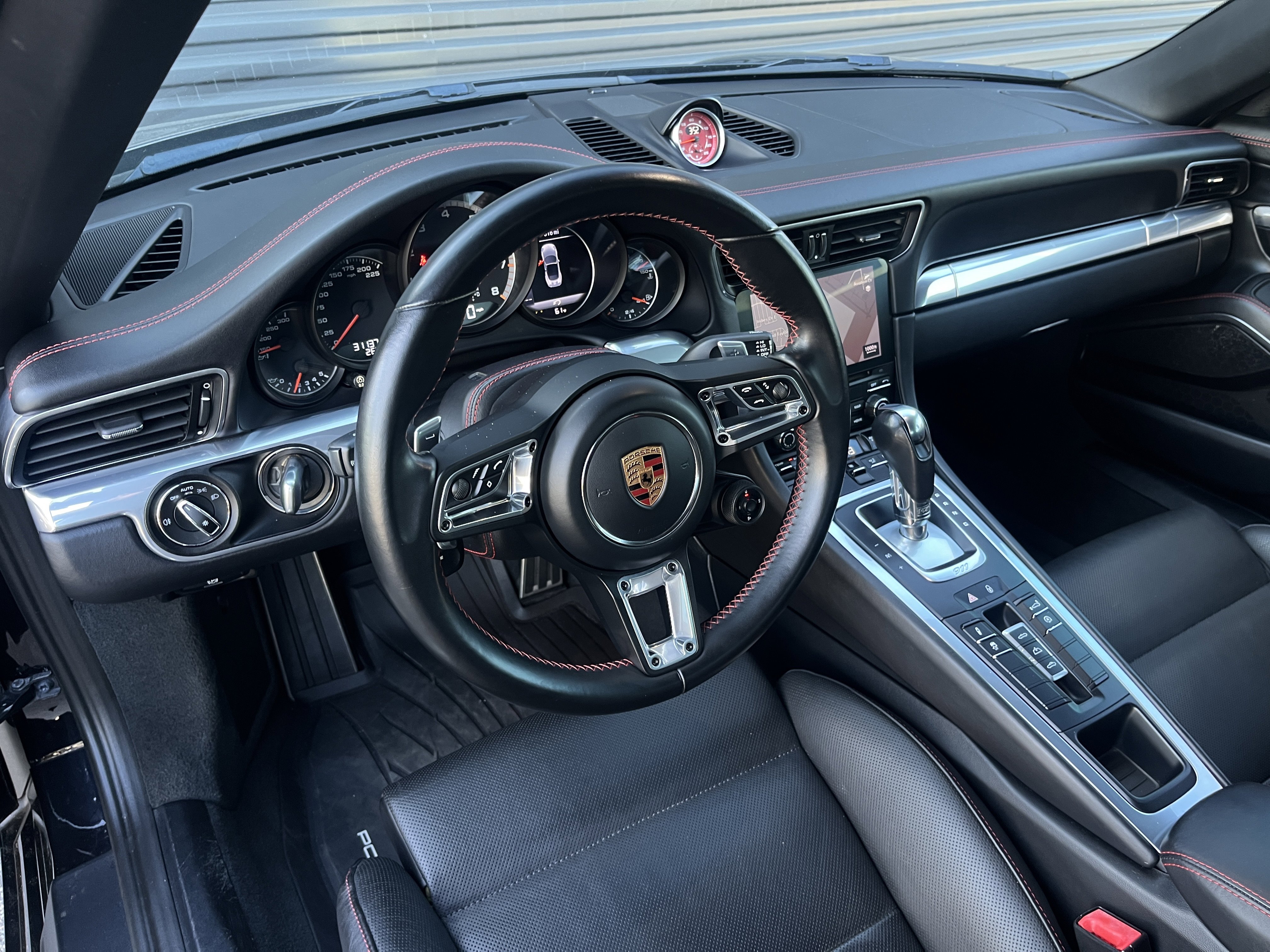 Certified 2019 Porsche 911 Turbo image 4
