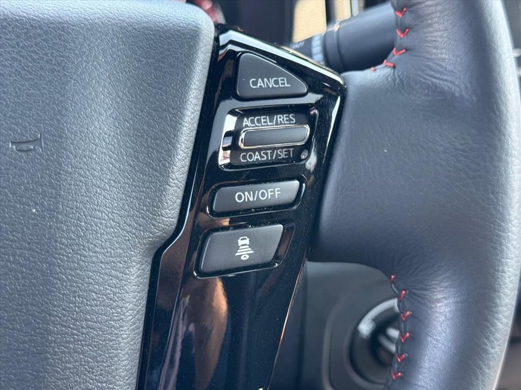 Certified 2025 Nissan Frontier PRO-4X w/ Pro Premium Package AWD/4WD image 18