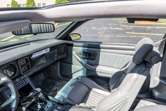 Used 1989 Pontiac Firebird Trans Am RWD image 56