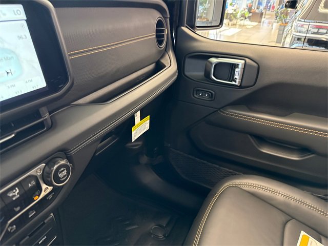 New 2025 Jeep Wrangler Unlimited Rubicon 392 image 26