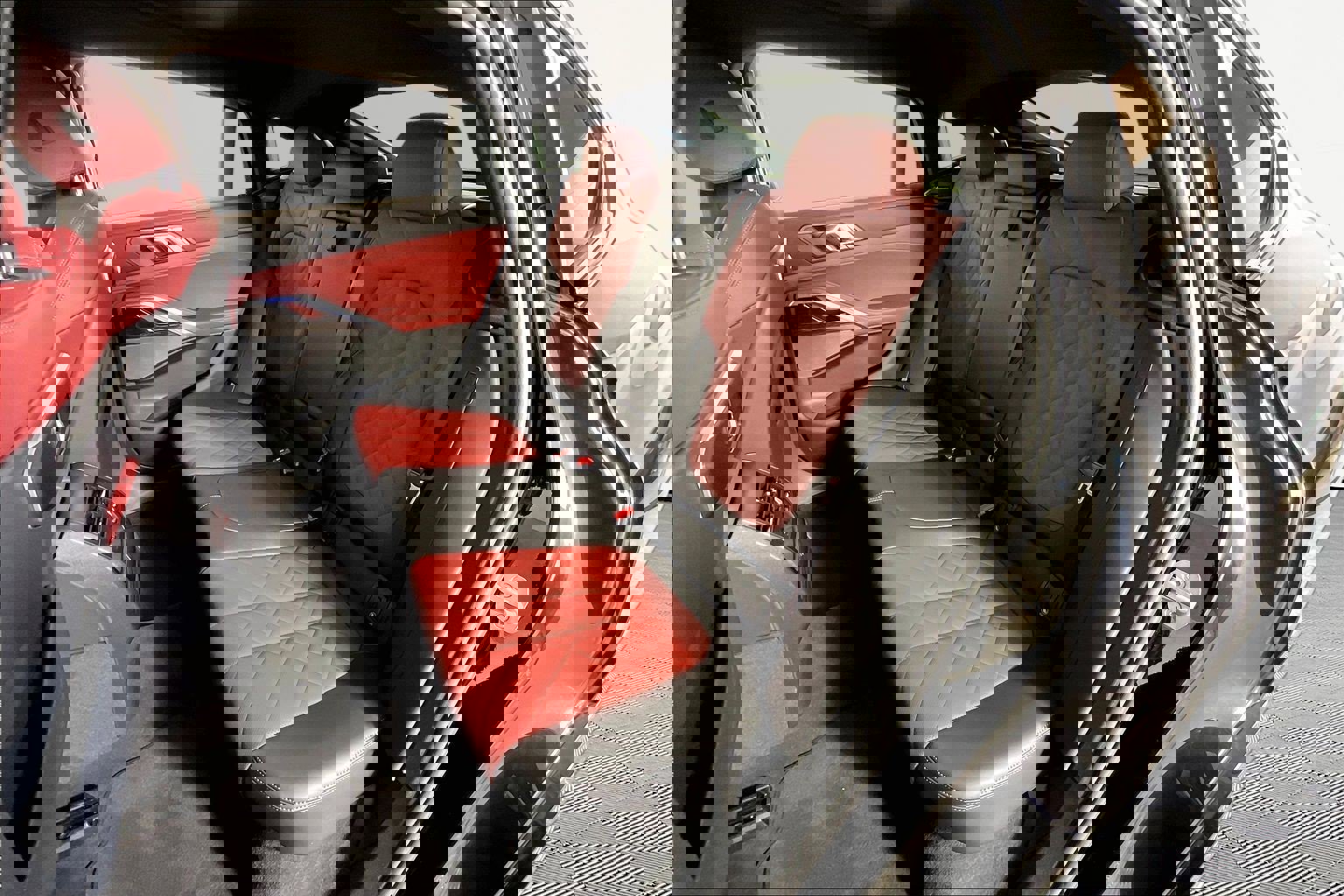 Certified 2024 BMW X6 xDrive40i w/ Premium Package image 26