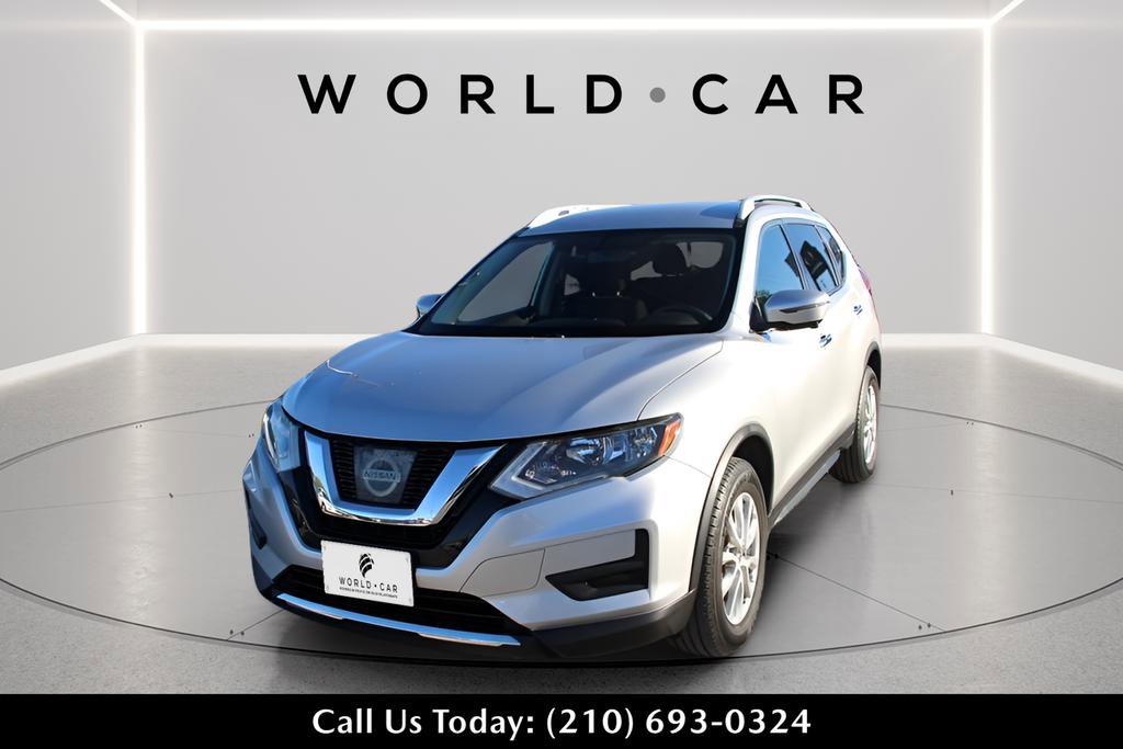 Used 2017 Nissan Rogue SV w/ SV Premium Package AWD/4WD image 3