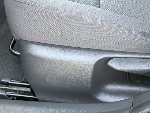 Used 2025 Toyota Prius LE FWD image 24