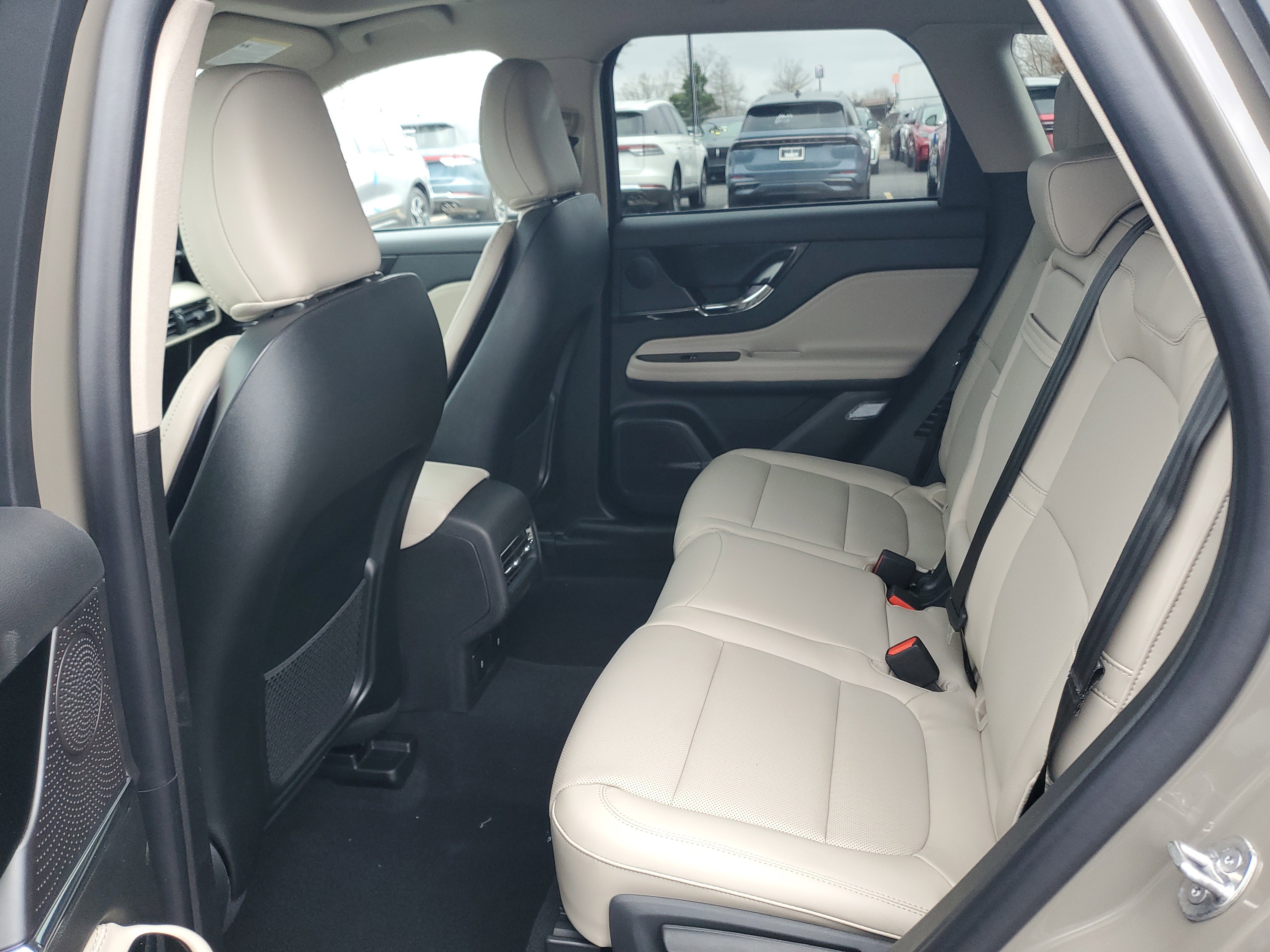 New 2026 Lincoln Corsair Premiere AWD/4WD image 25