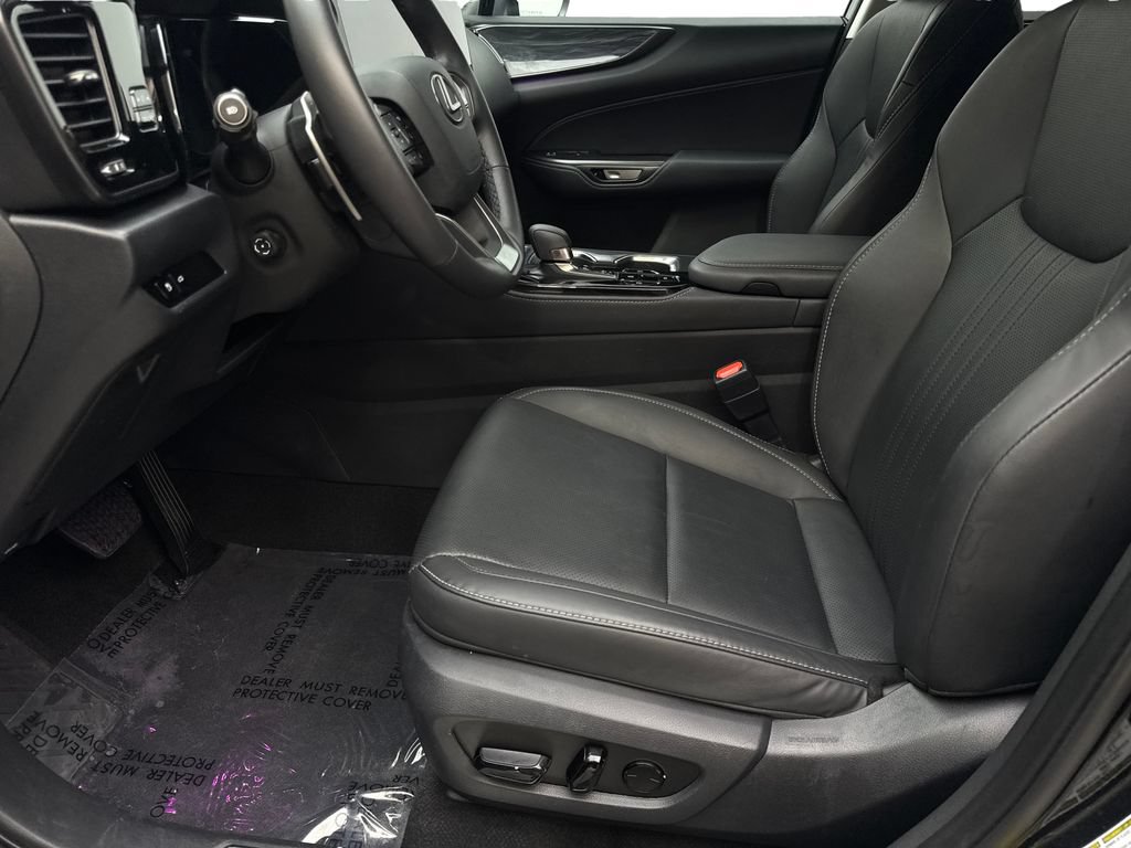 Used 2025 Lexus NX 250 FWD w/ Accessory Package (K3) image 26