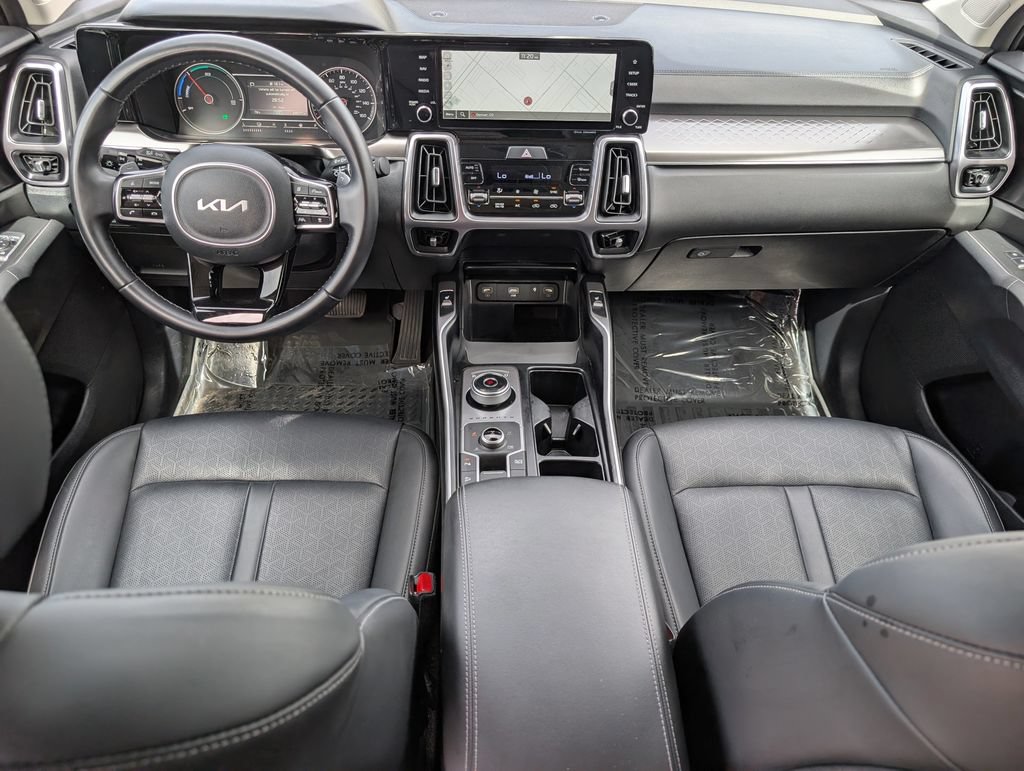 Certified 2023 Kia Sorento EX AWD/4WD image 22
