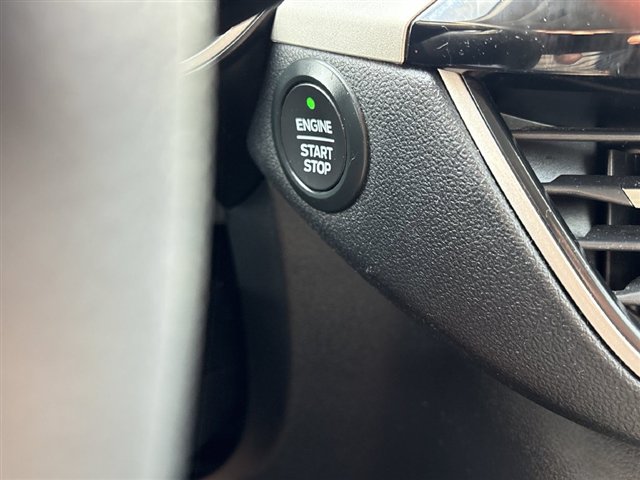 Used 2020 Ford Escape SE AWD/4WD image 16