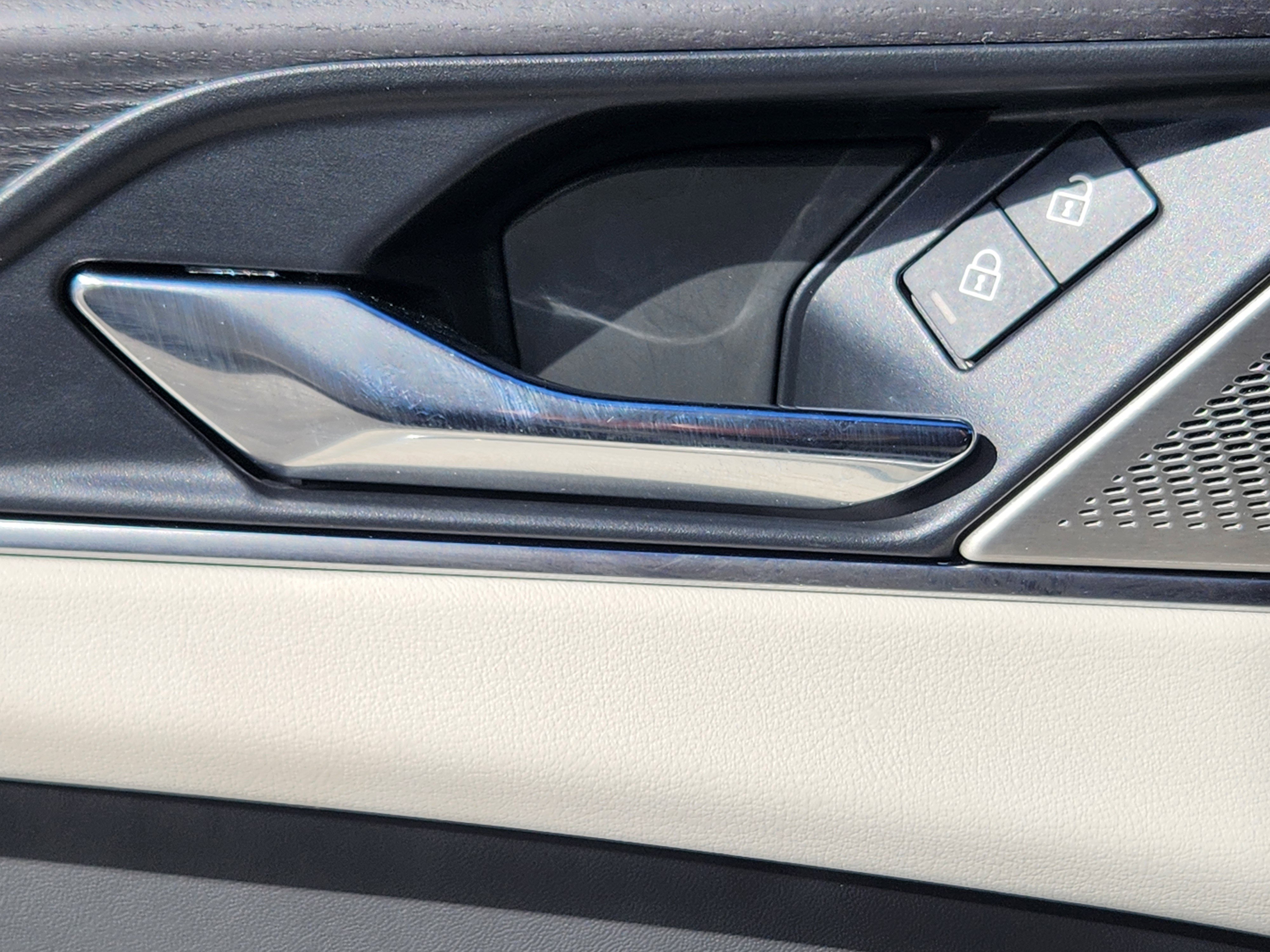 Used 2026 Jaguar F-PACE R-Dynamic S image 14