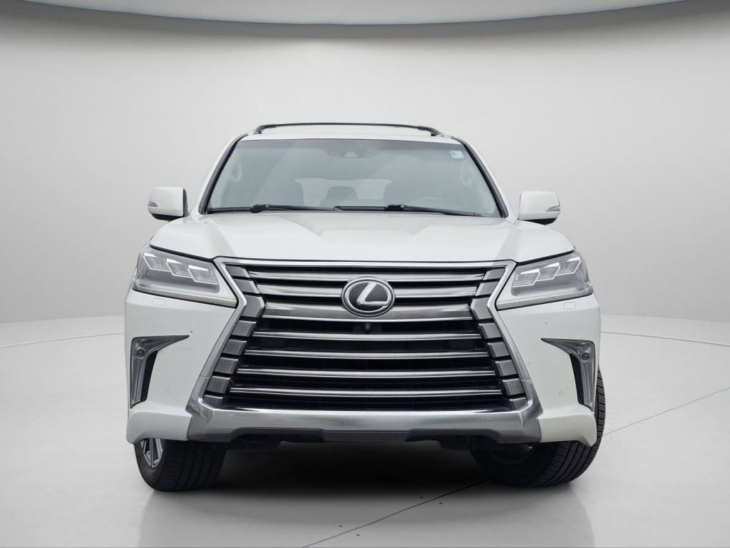 Used 2017 Lexus LX 570 4WD w/ Luxury Package image 3