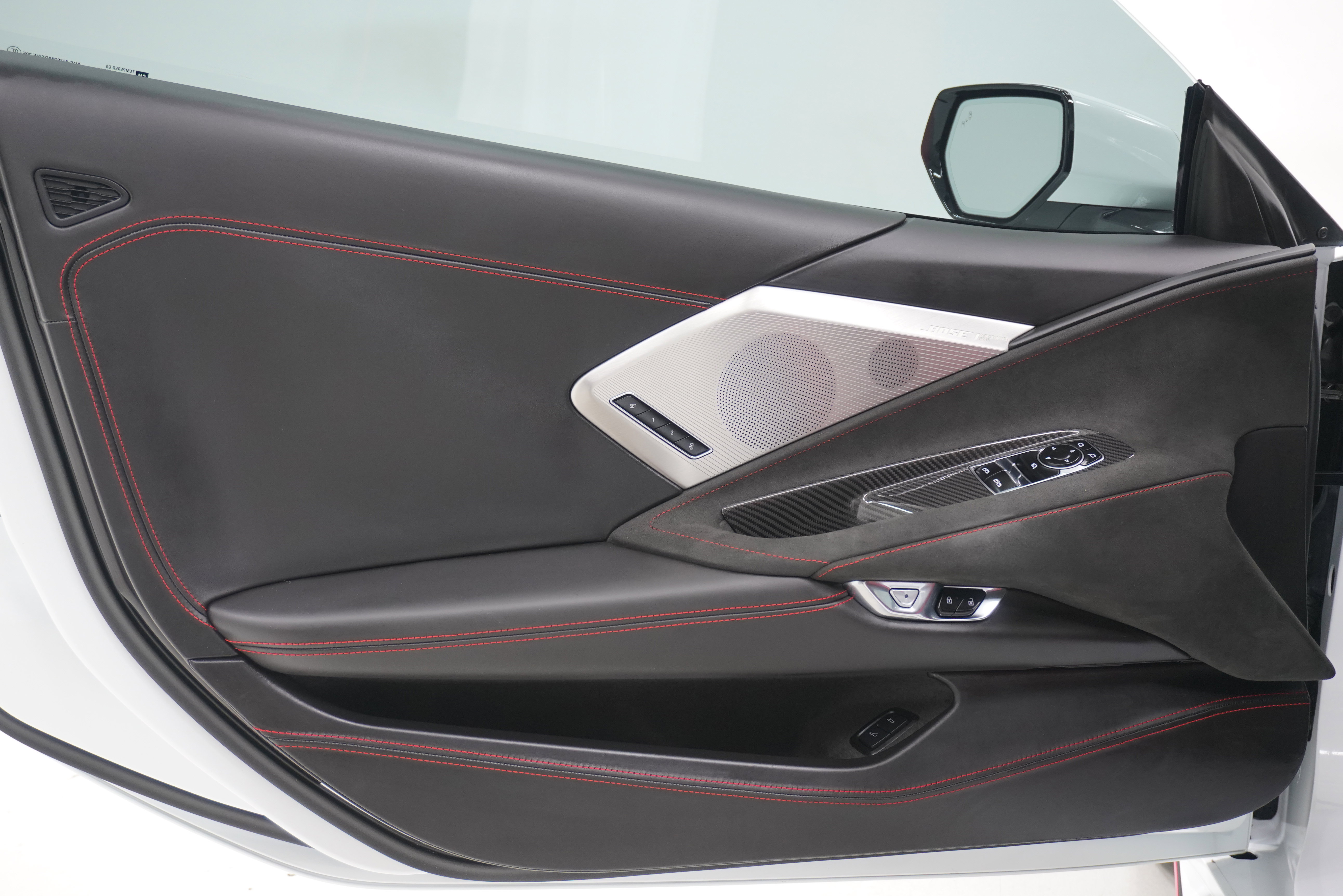 Used 2021 Chevrolet Corvette Stingray Premium Cpe w/ Z51 Performance Package image 15