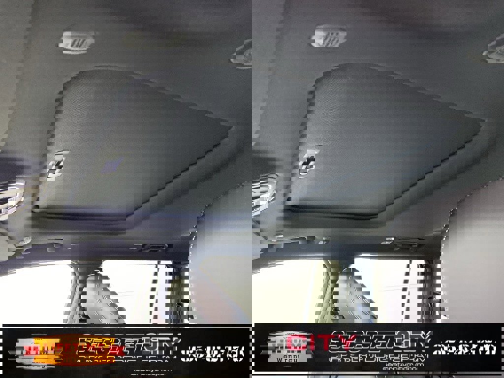 New 2026 Jeep Grand Cherokee Altitude image 26