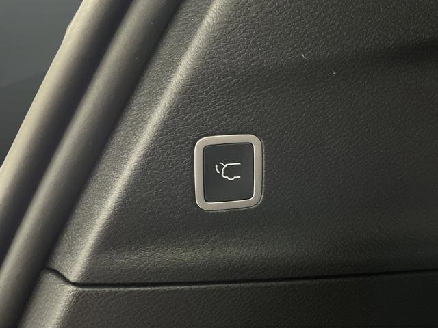 New 2026 Chrysler Pacifica Select w/ S Appearance Package image 14