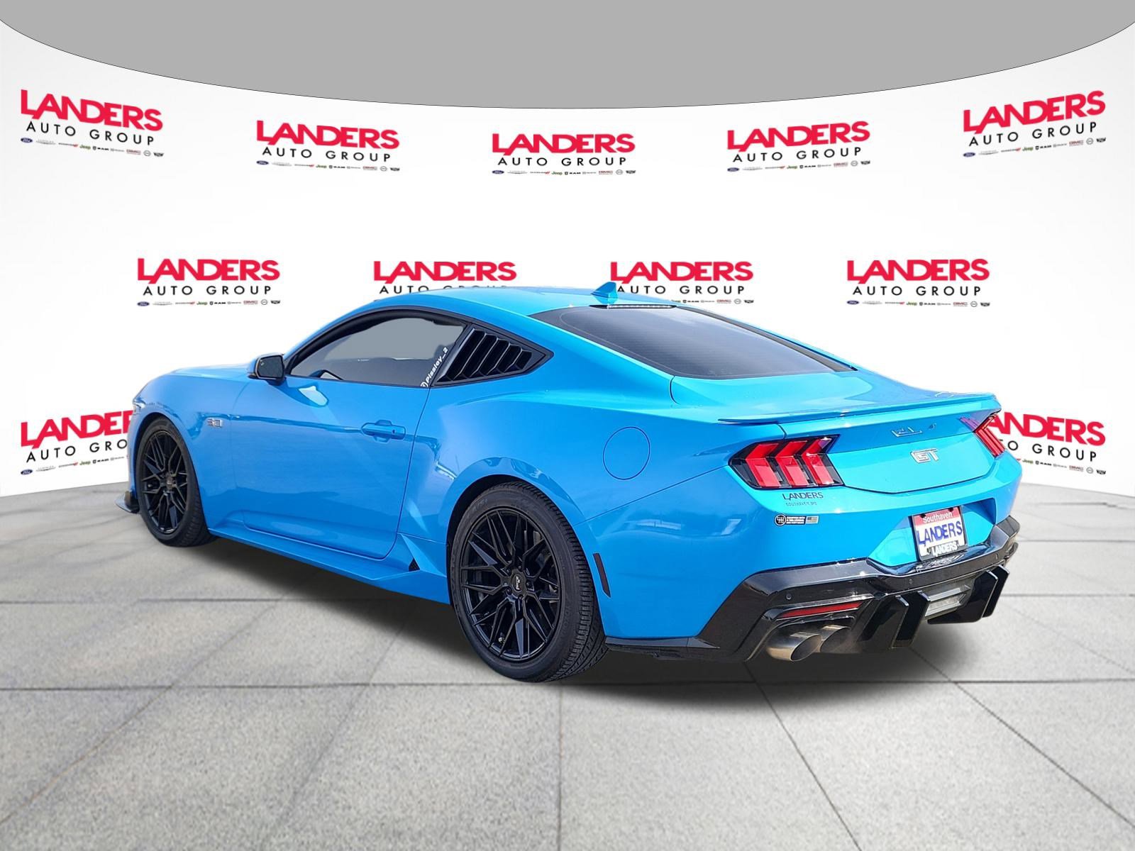 Used 2024 Ford Mustang GT Premium image 5