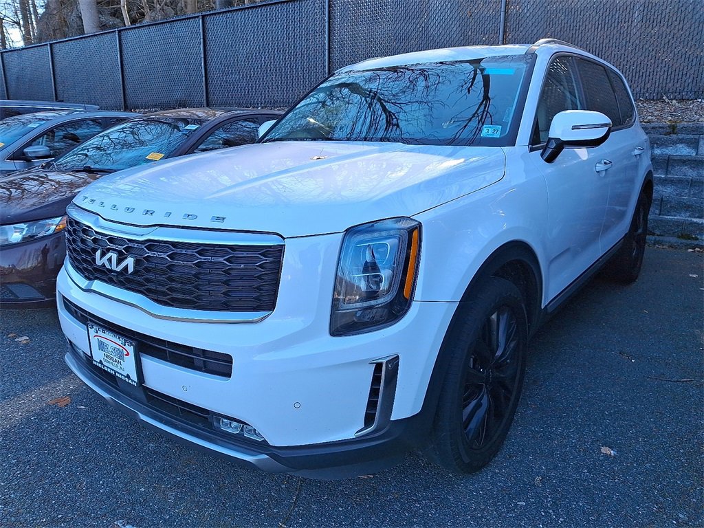 Used 2022 Kia Telluride SX w/ SX Prestige Package image 3