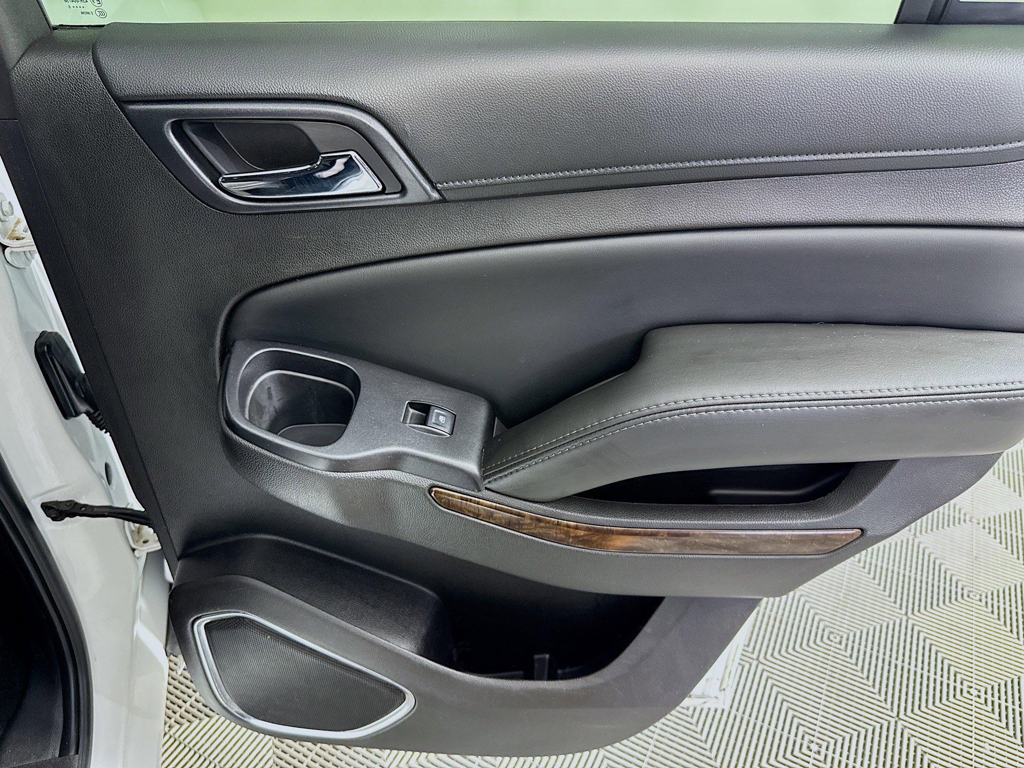 Used 2016 Chevrolet Tahoe 2WD image 24