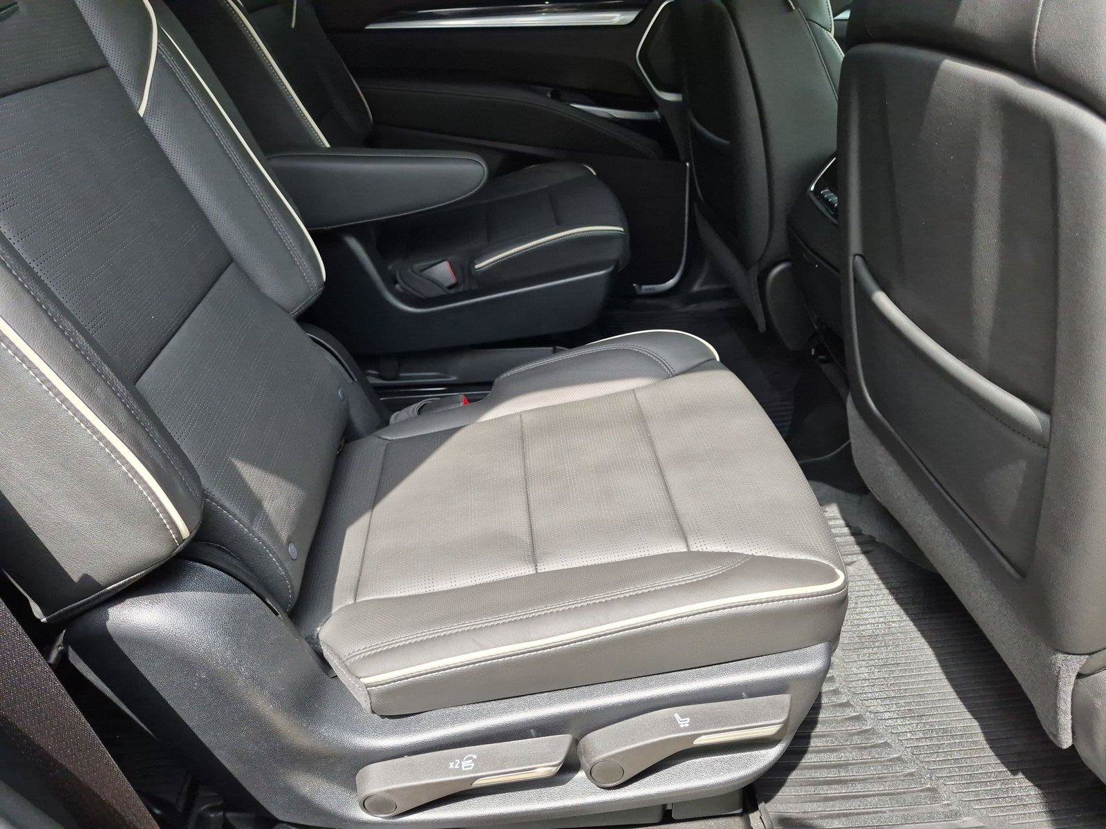 Used 2025 Cadillac Escalade Sport w/ Touring Package AWD/4WD image 29