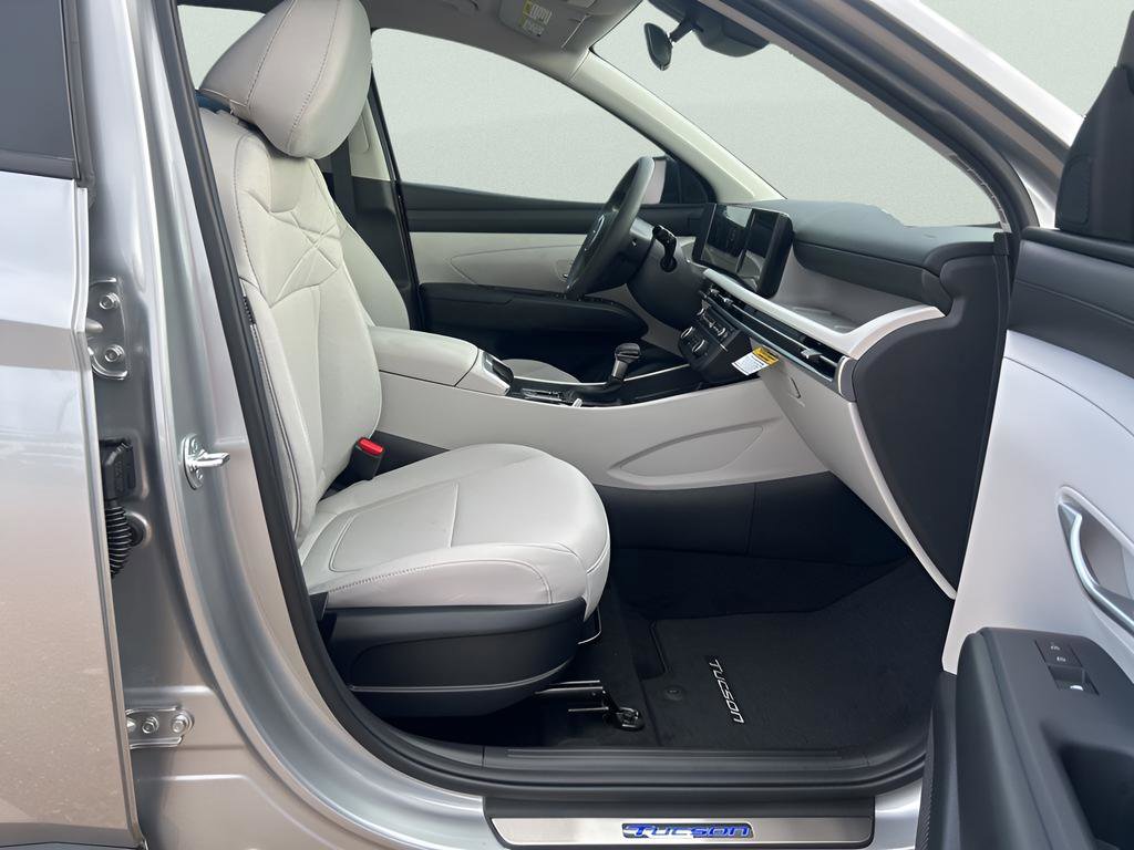 Used 2026 Hyundai Tucson SE image 26