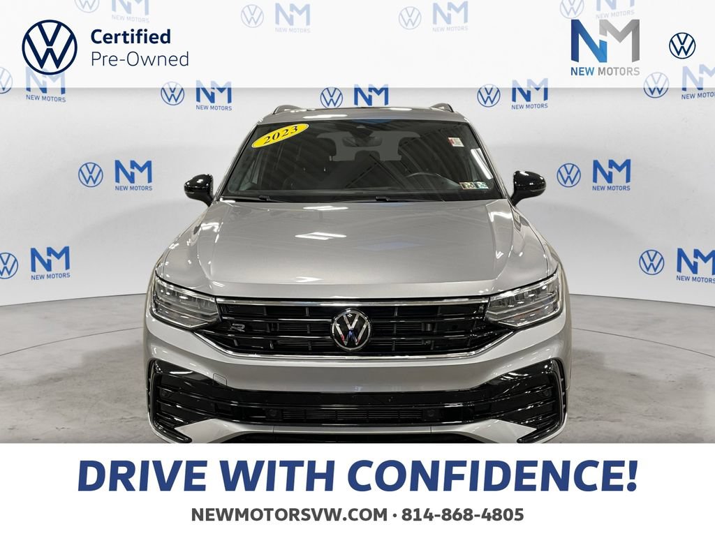 Used 2023 Volkswagen Tiguan SE R-Line FWD image 8