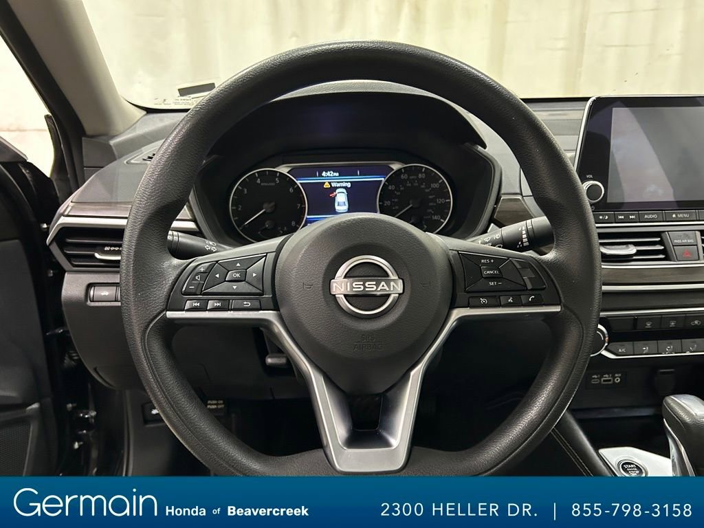 Used 2023 Nissan Altima 2.5 SV image 17