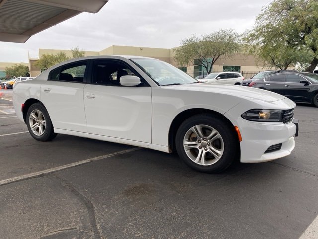 Used 2022 Dodge Charger SXT image 4
