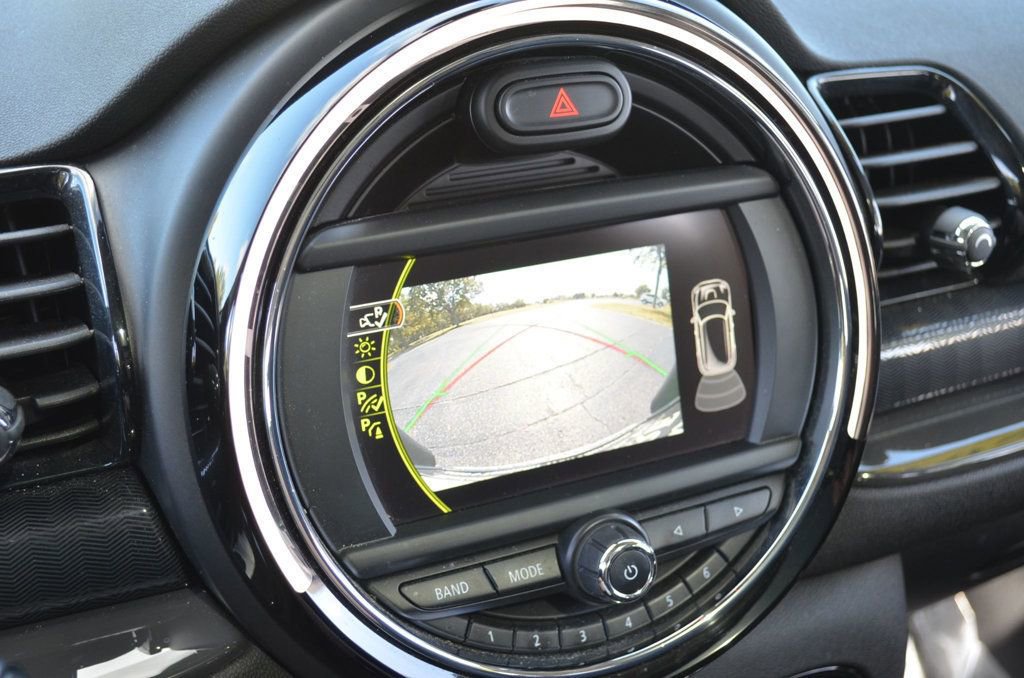 Used 2016 MINI Cooper Clubman image 13