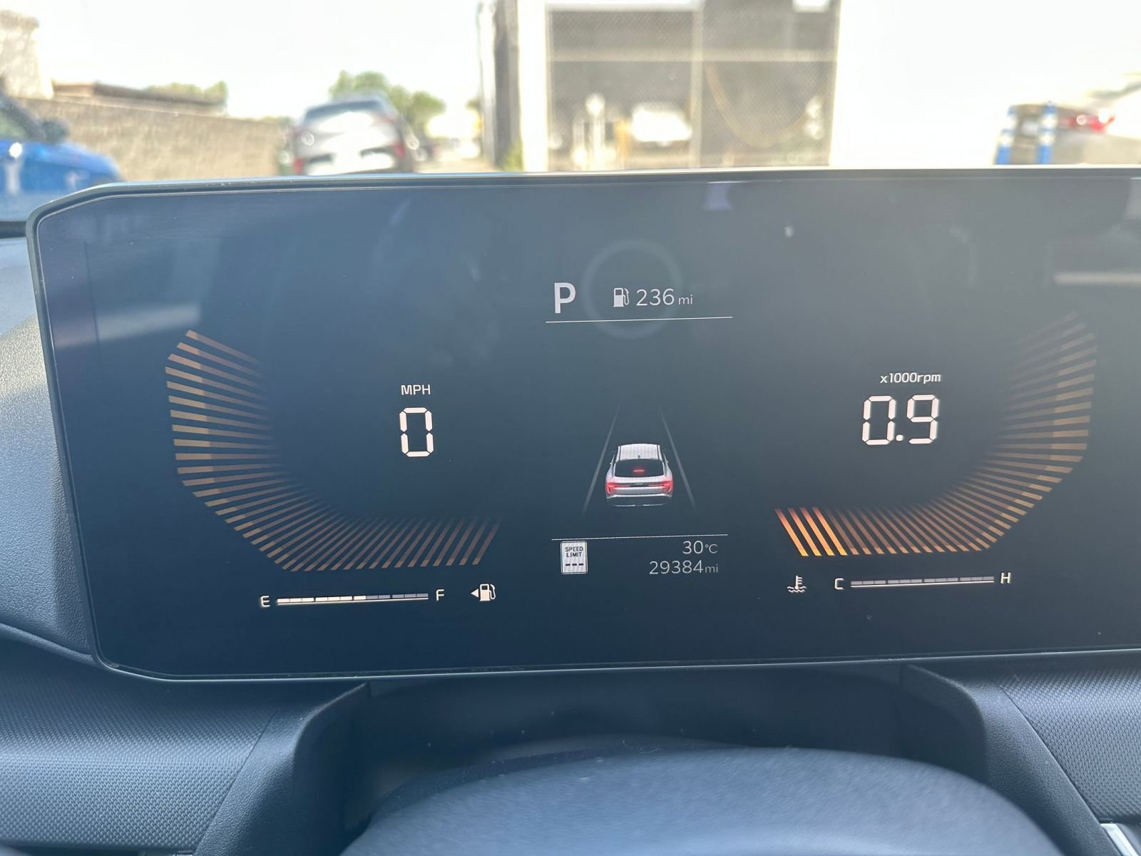 Used 2025 Kia K4 LXS image 39