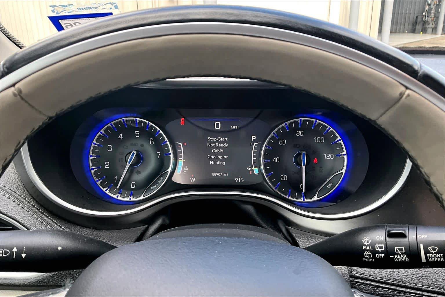 Used 2018 Chrysler Pacifica Limited FWD image 24