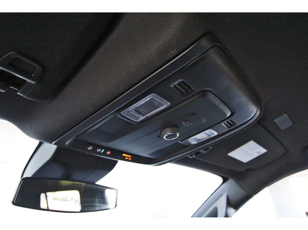 Used 2025 Chevrolet Tahoe LT image 20