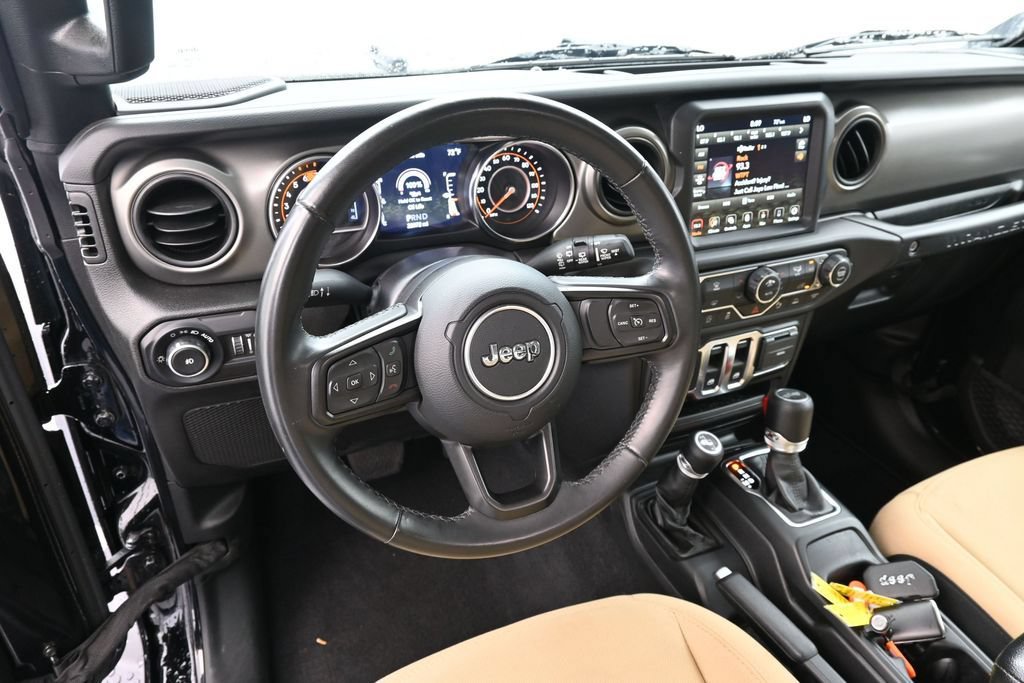 Used 2022 Jeep Wrangler Sport AWD/4WD image 17