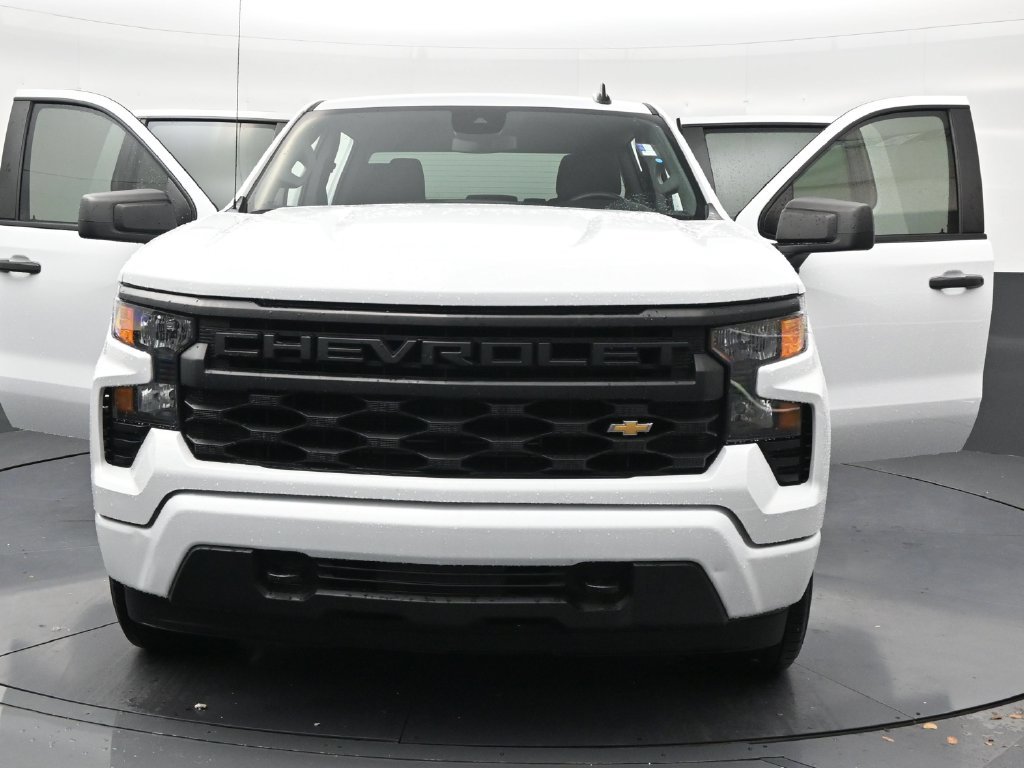 Used 2024 Chevrolet Silverado 1500 Custom RWD image 32