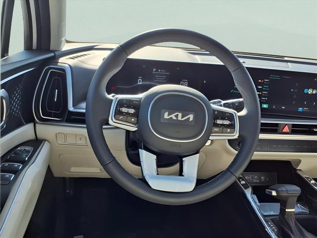 New 2025 Kia Sorento S image 5