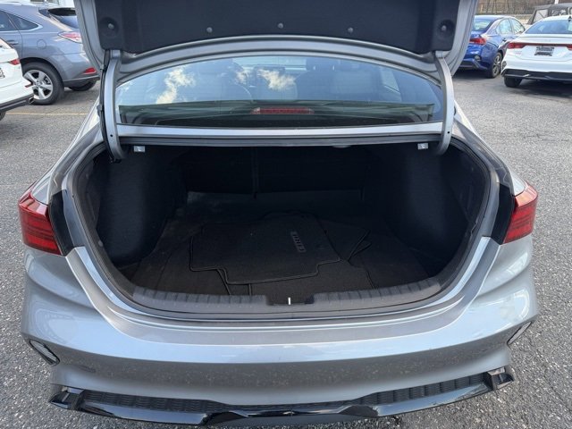 Used 2023 Kia Forte GT-Line w/ GT-Line Premium Package image 9