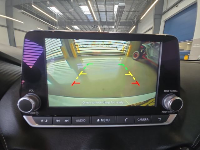 Used 2024 Nissan Sentra SV FWD image 16