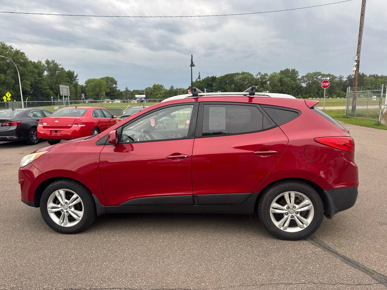 Used 2011 Hyundai Tucson GLS w/ Navigation Pkg 2 FWD image 8