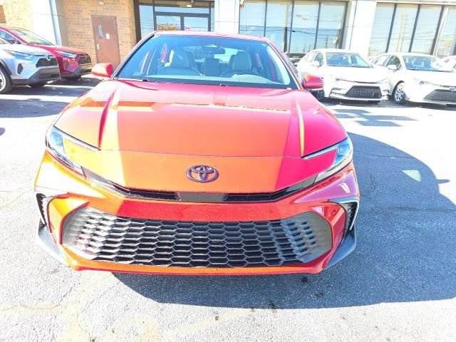 New 2026 Toyota Camry SE image 2