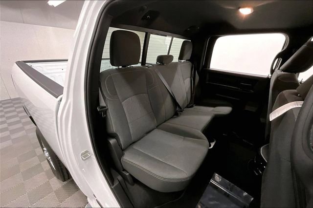 Used 2024 RAM 3500 Tradesman w/ Chrome Appearance Group image 23