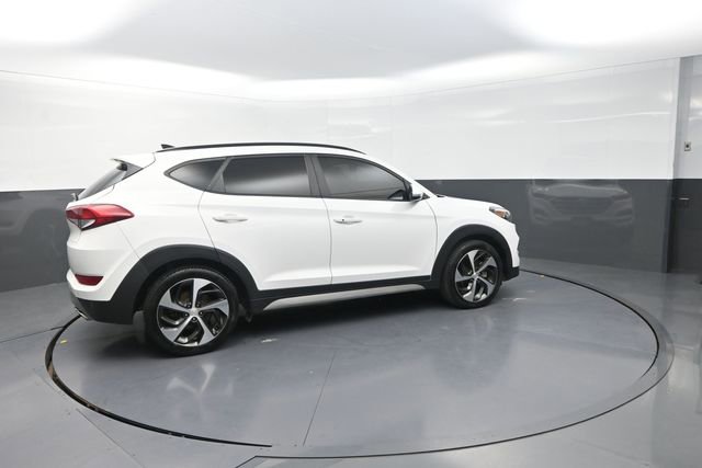 Used 2018 Hyundai Tucson Value FWD image 16