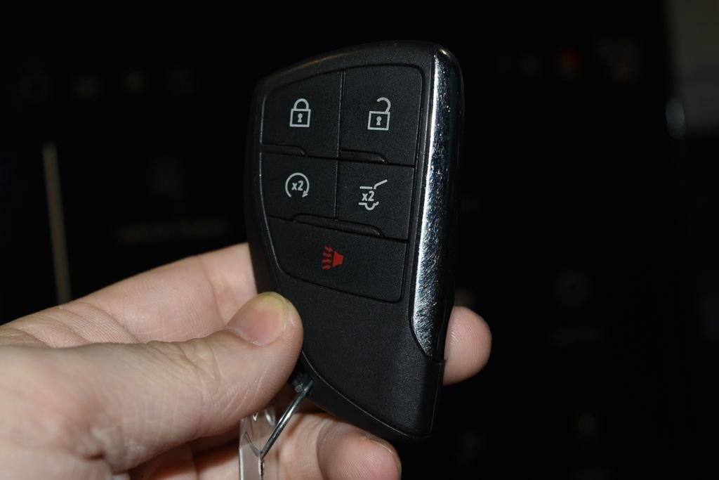 Used 2024 GMC Acadia Elevation AWD/4WD image 16