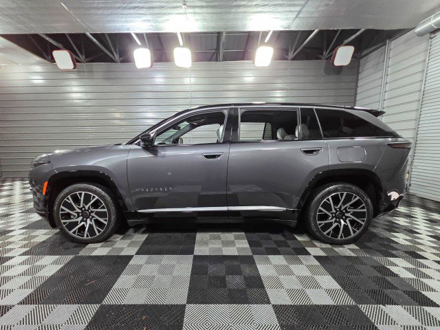 Used 2025 Jeep Wagoneer S Limited image 8