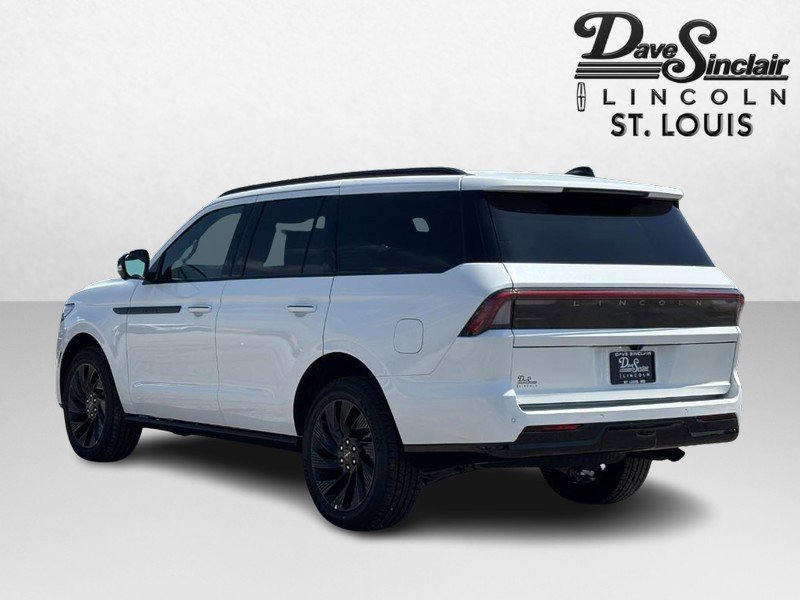 New 2026 Lincoln Navigator Reserve AWD/4WD image 5