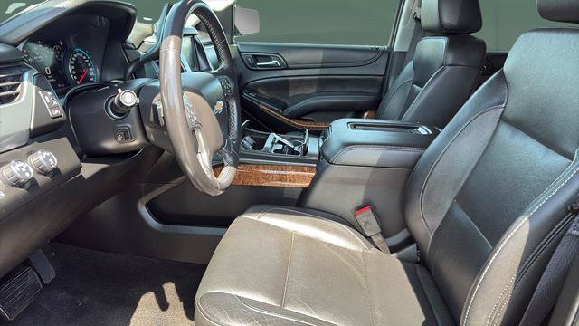 Used 2017 Chevrolet Suburban Premier AWD/4WD image 17