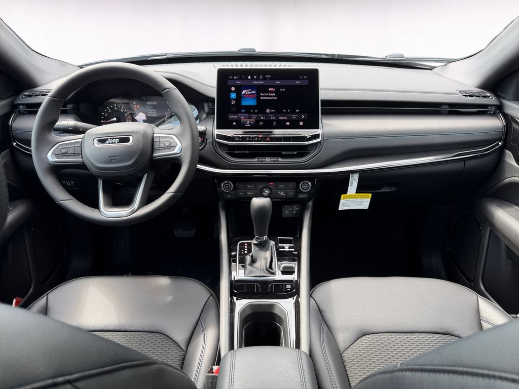New 2026 Jeep Compass Latitude AWD/4WD image 10
