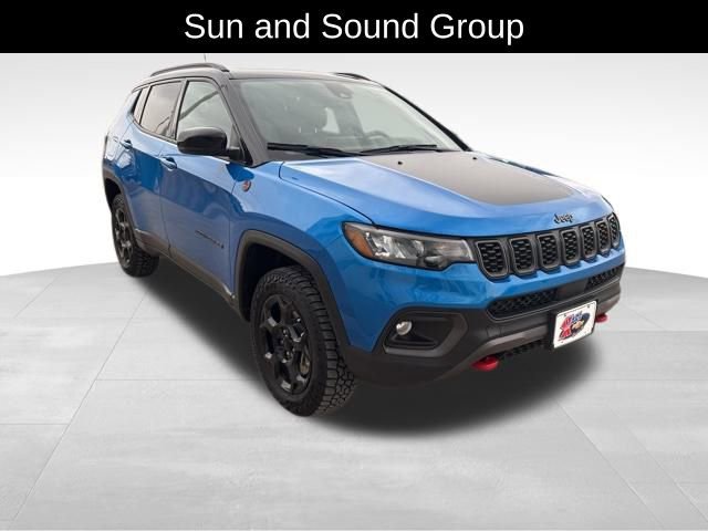 Used 2024 Jeep Compass Trailhawk w/ Sun and Sound Group image 4