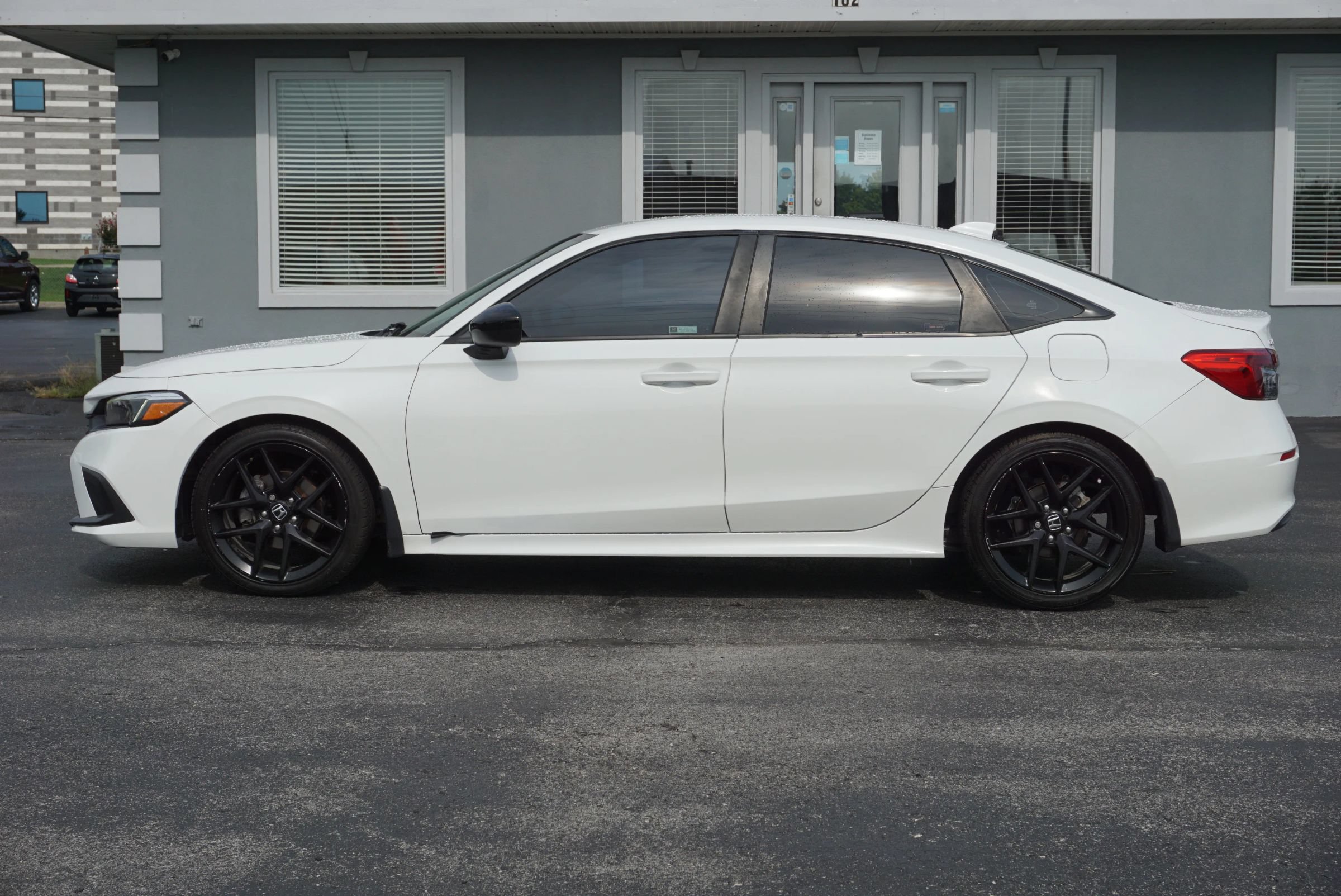 Used 2022 Honda Civic Sport image 8
