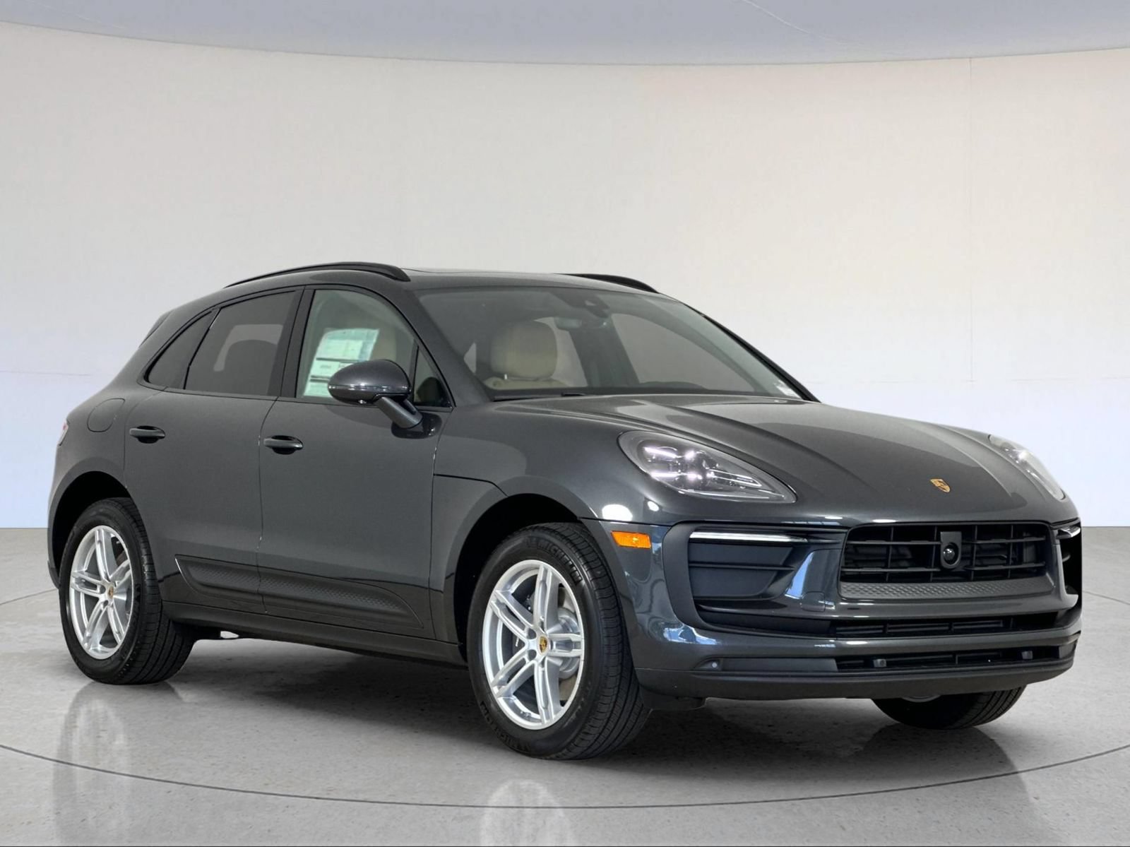 New 2026 Porsche Macan AWD/4WD image 10