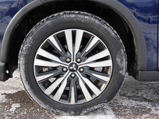 Used 2020 Mitsubishi Outlander SEL image 9