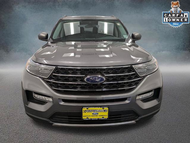 Certified 2023 Ford Explorer XLT w/ Equipment Group 202A AWD/4WD image 2