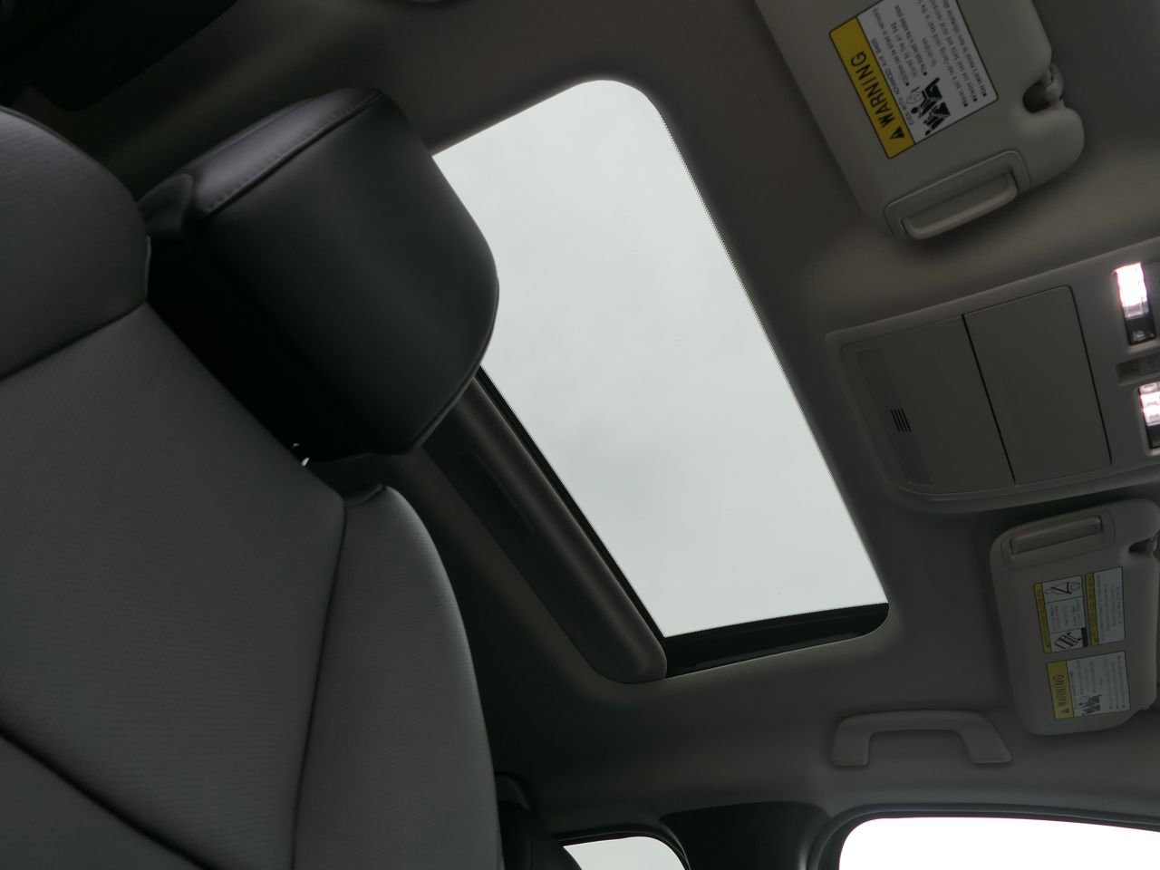 Used 2023 MAZDA CX-30 AWD 2.5 S w/ Premium Package image 27