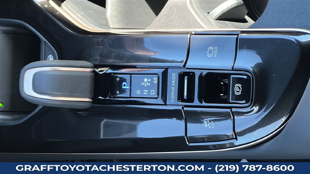New 2026 Toyota Crown Platinum AWD/4WD image 25
